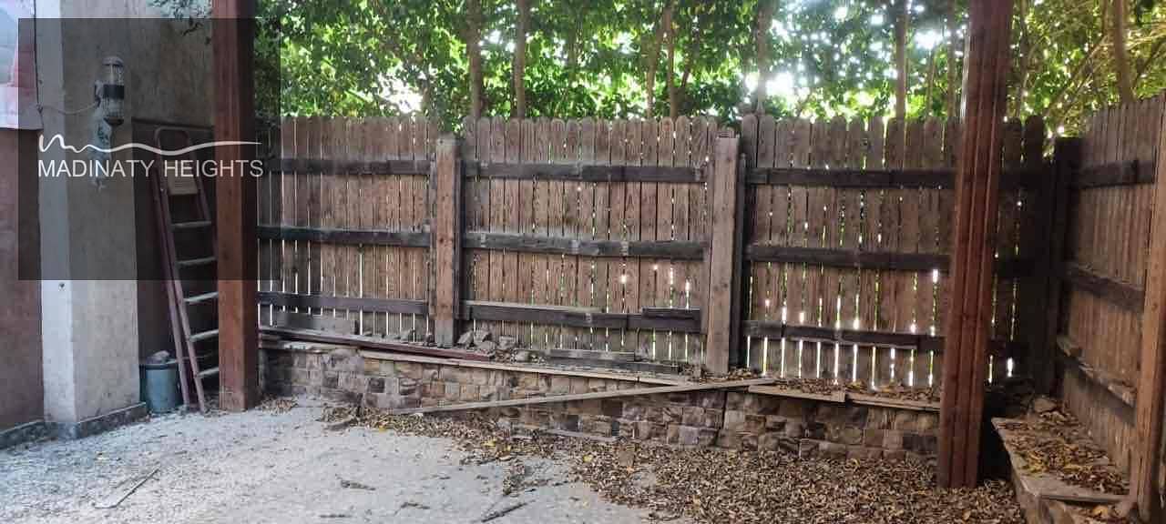 32 0178caa6-d93f-4dc4-aea3-58b0dc81b239. jpg