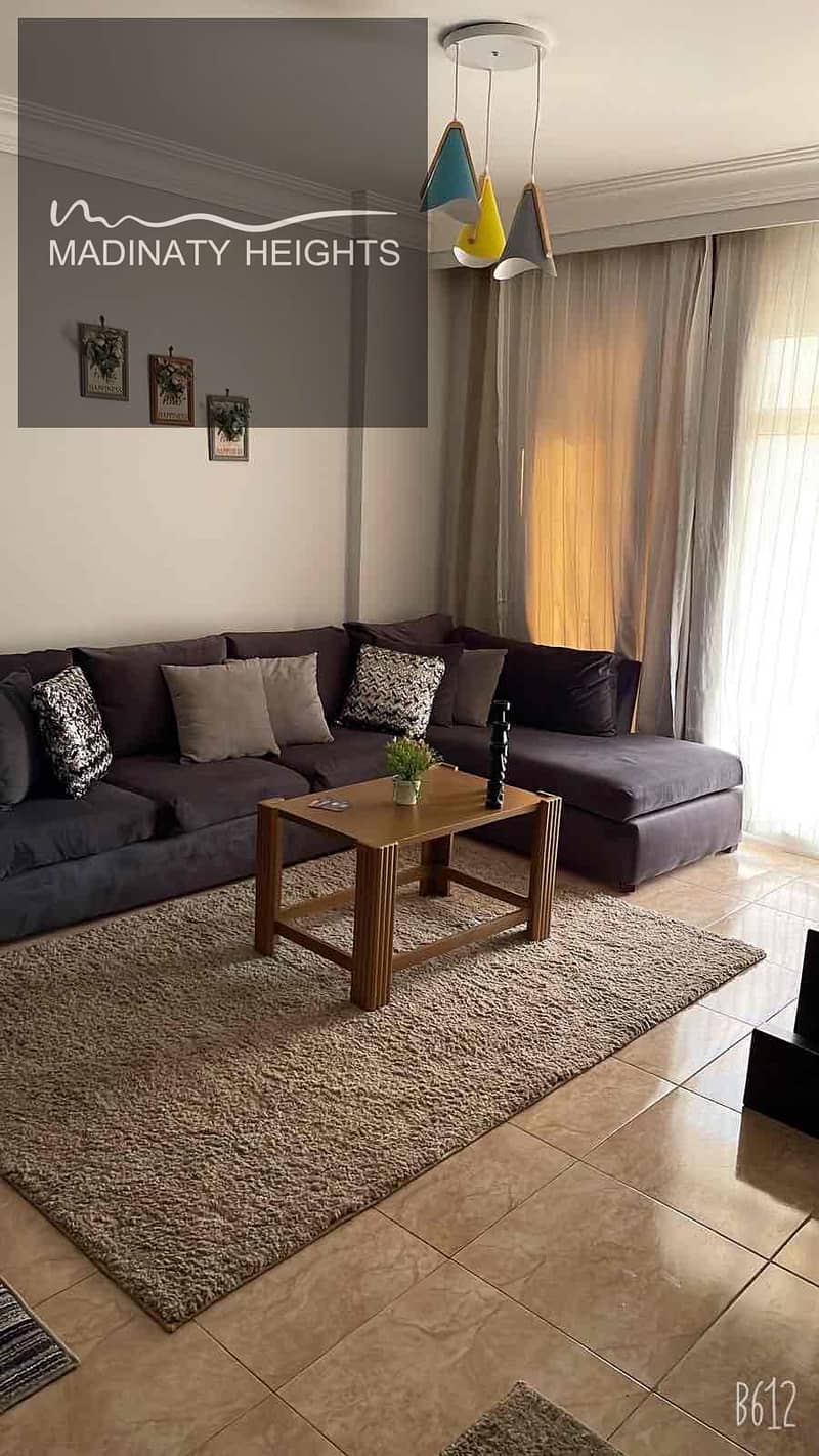 2 d8f27a40-abfa-4f21-8982-b1d98dfea4c1. jpg