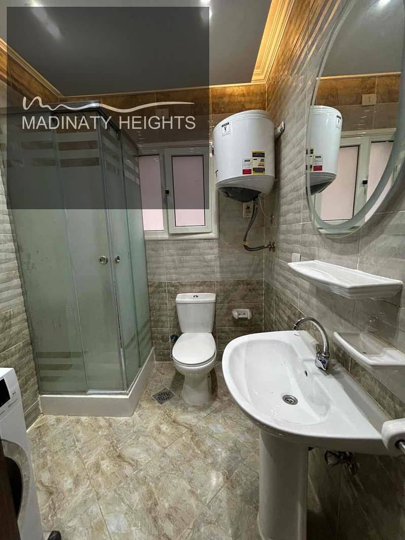 10 b17e487c-f916-4b63-acee-4c139d22521b. jpg