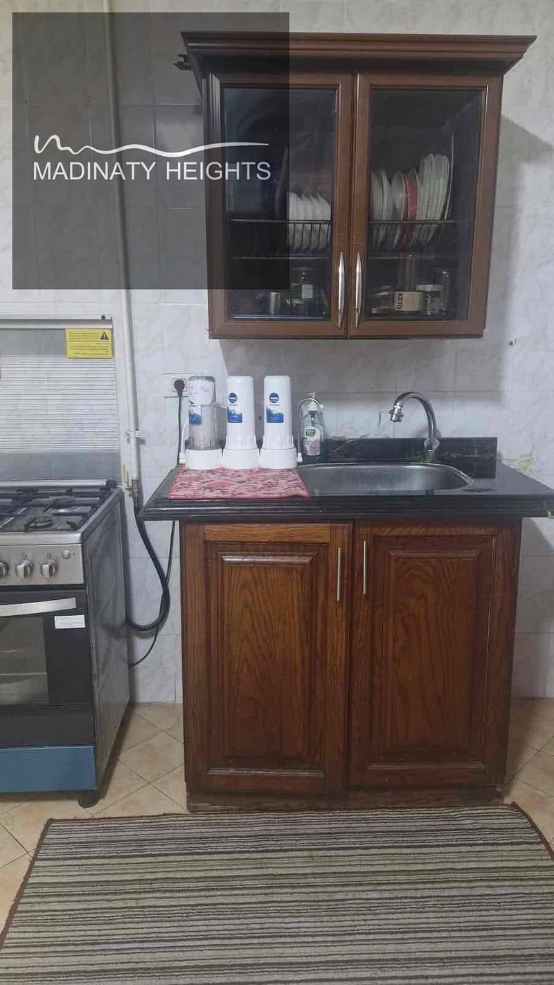 34 9b835723-74d9-42e7-9c36-2edfae858a44. jpg