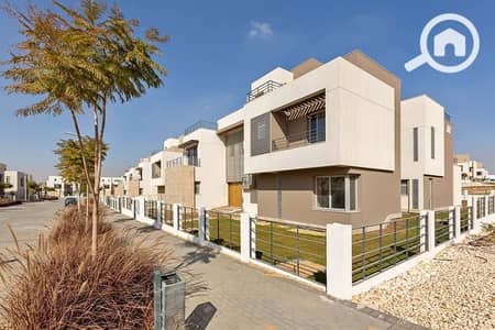 5 Bedroom Villa for Sale in New Cairo, Cairo - 484613735_1739743616938753_3646030019168757557_n. jpg