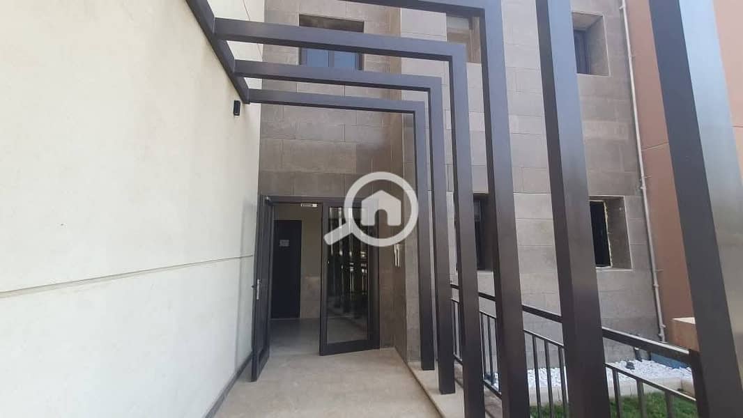 8 581950578_122261681588023546_8086936099646752378_n. jpg