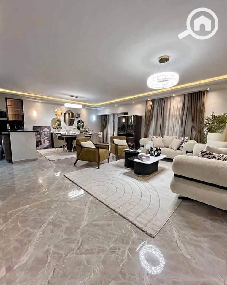 7 578895682_122163453608765339_8137342583826804604_n. jpg