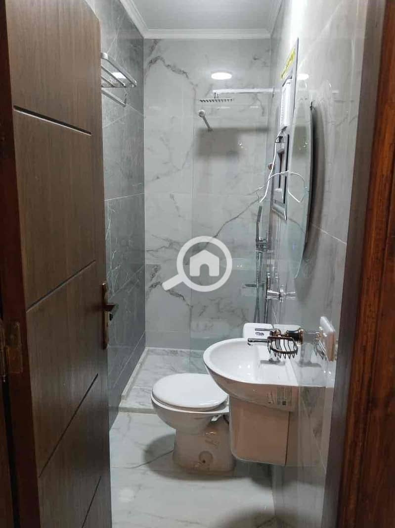 13 ee807f54-cc54-41bb-ad3c-62fc777ba86d. jpg