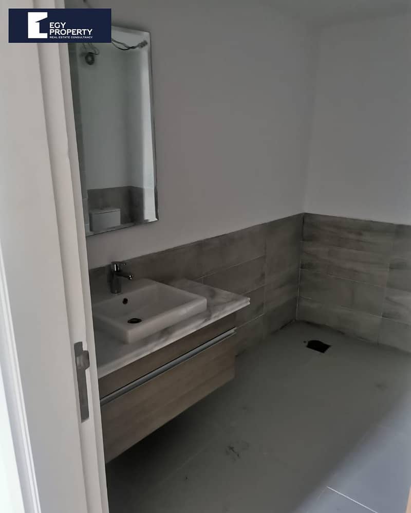 8 WhatsApp Image 2025-11-25 at 1.35. 48 AM (4). jpeg