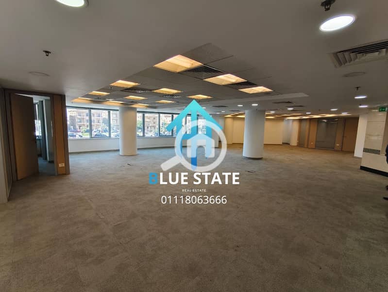 2 01118063666 (7). png