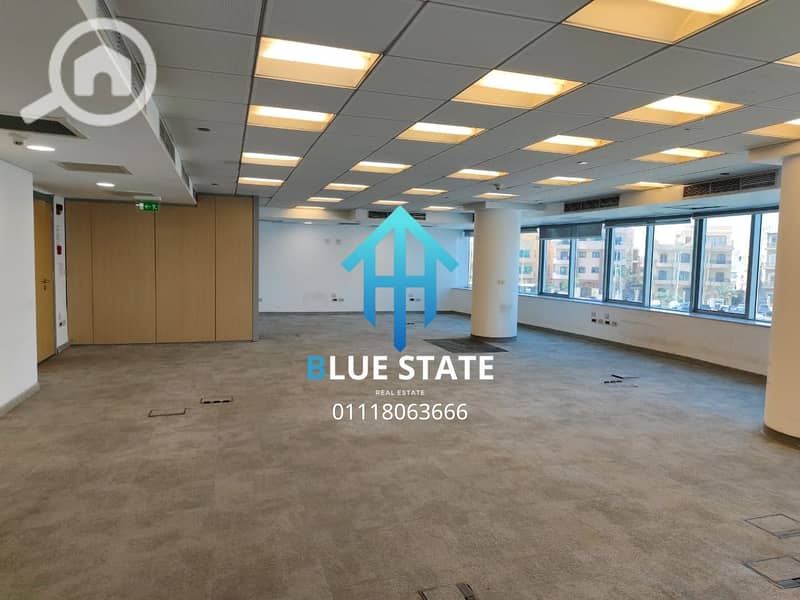 4 01118063666 (5). png