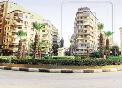 Residential Land for Sale in Downtown Cairo, Cairo - عمارة في ميدان لظوغلي