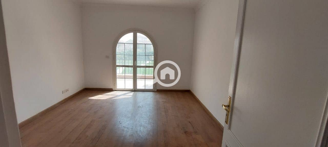 7 ddb056e0-cabd-45e7-b7d8-190e271dbb76. jpg