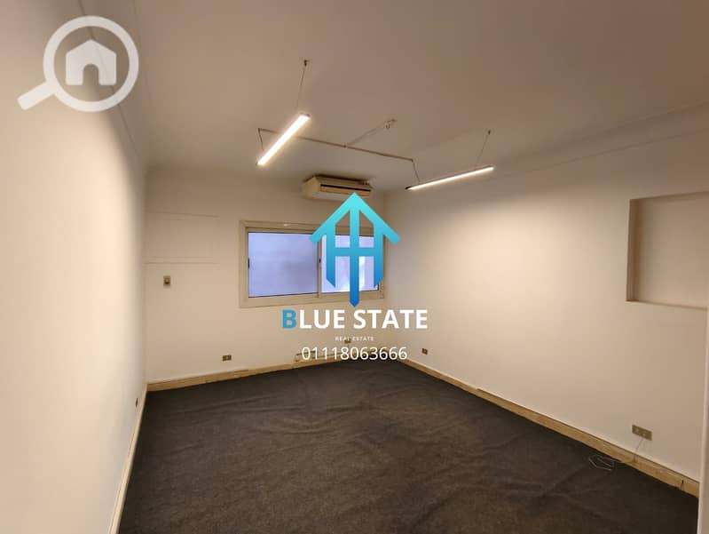 11 01118063666 (13). png