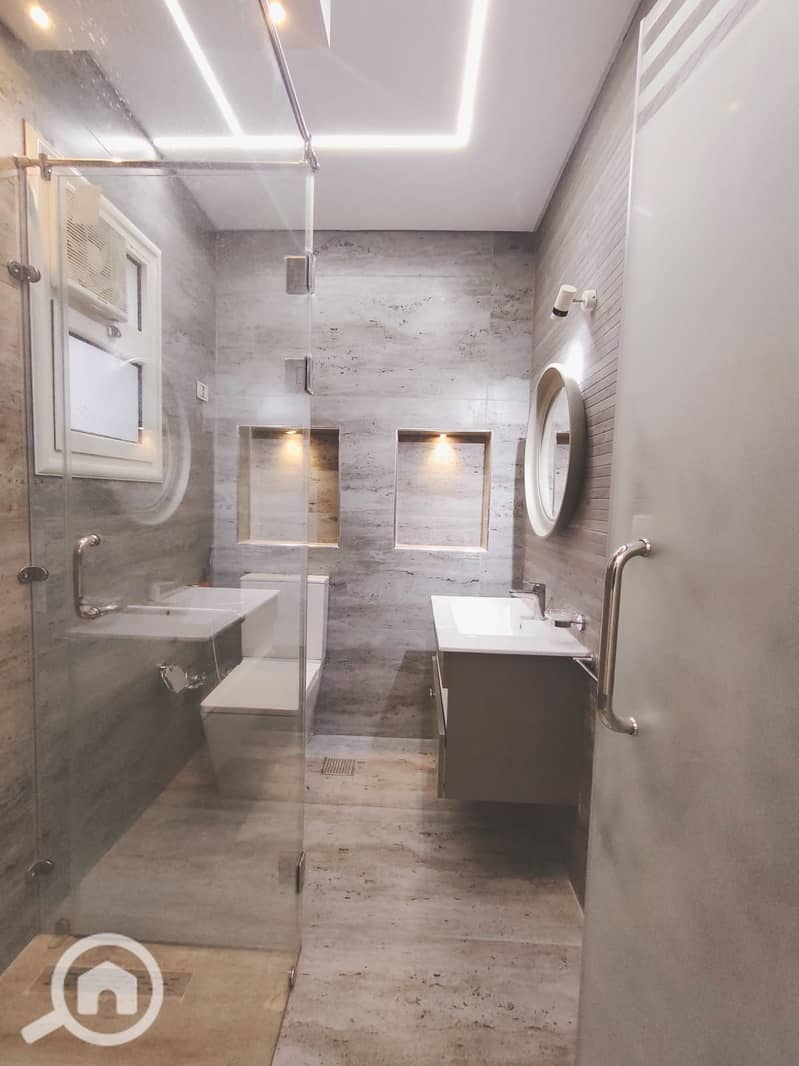 3 c45e55f2-9df2-494e-9732-a7a7a28f7ebe. jpeg