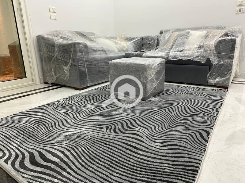 18 68756826-793c-4ccd-9b92-b014e67a003a. jpg