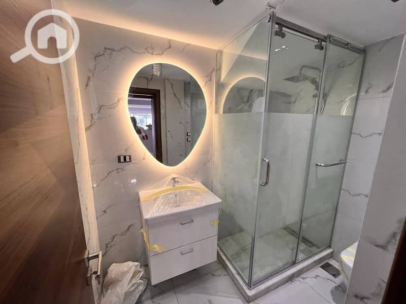 8 45e383b8-02c4-41e4-b8ac-2046b9a01736. jpeg