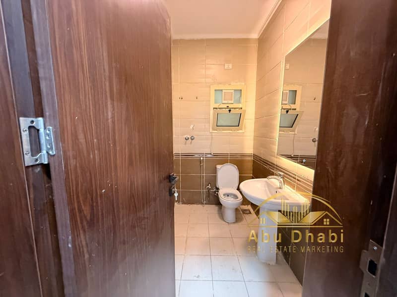 8 IMG-20251125-WA0045. jpg