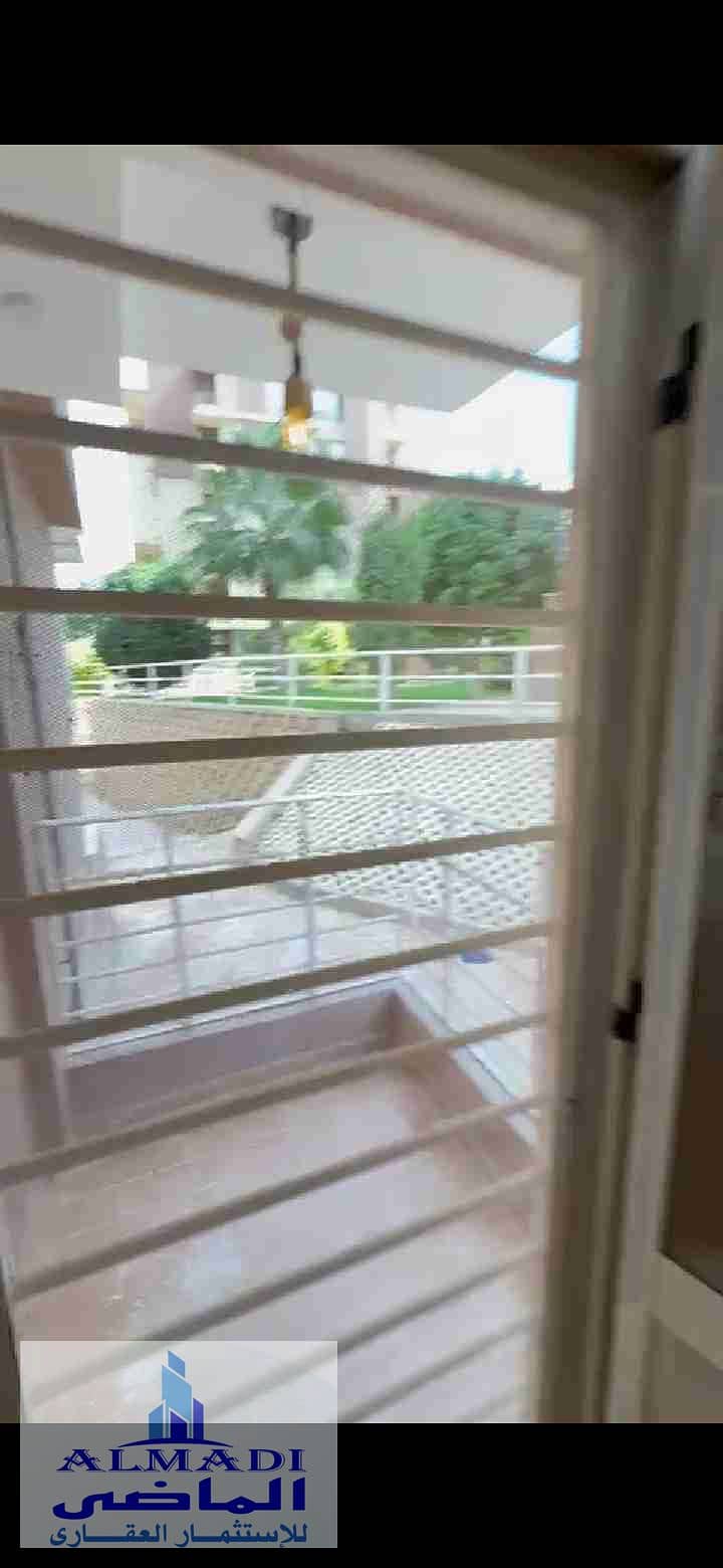 10 Screenshot_20251124_125516_com. whatsapp. jpg