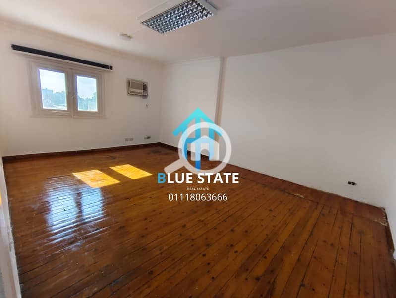 3 01118063666 (17). png