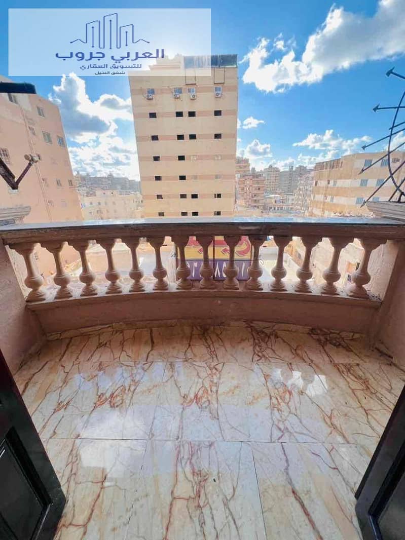 4 DB4F1DF4-7ABB-4AC4-A278-F8C5BF5D6534. jpg