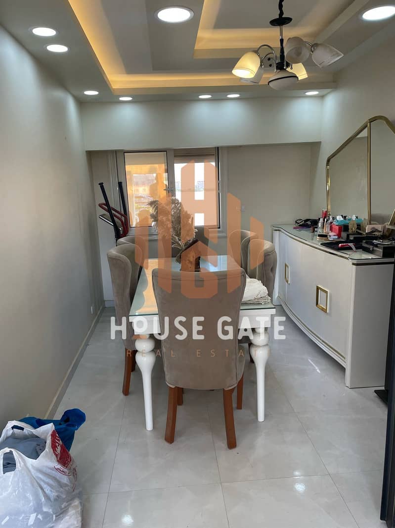 8 3cc2234e-b774-4e72-bb80-03c8d661809a. jpeg