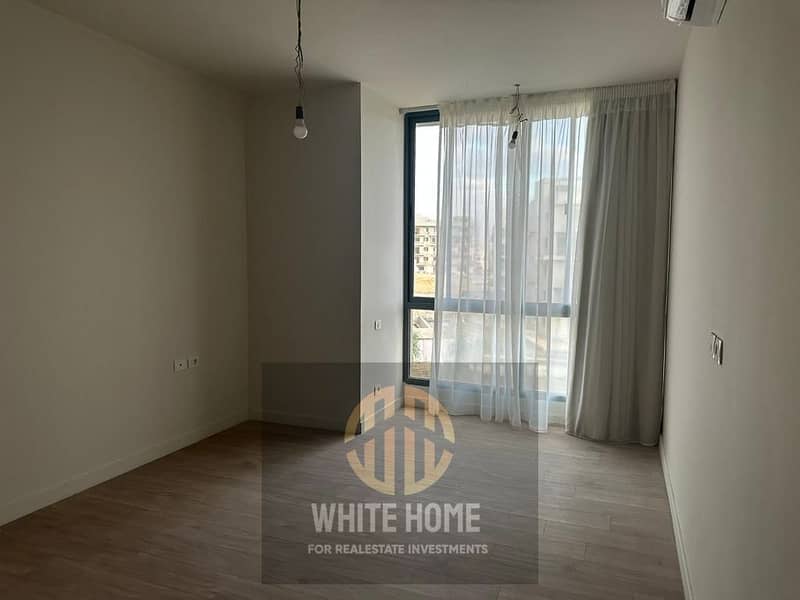 2 ef82b136-24d2-409f-964d-17ab2d215d3c. jpeg