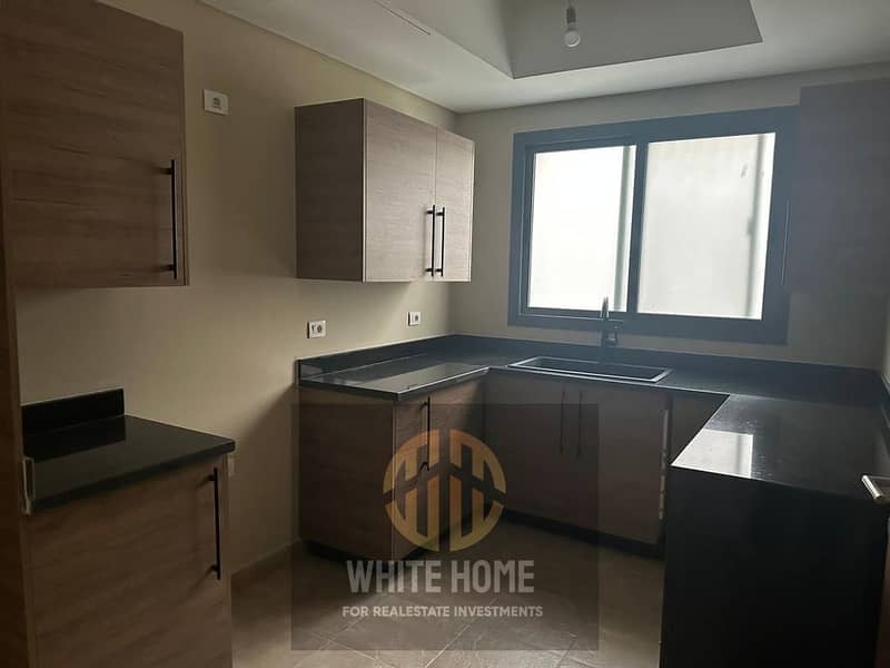 8 c9db4650-8c7c-4250-927d-06e0f3b5f716. jpeg