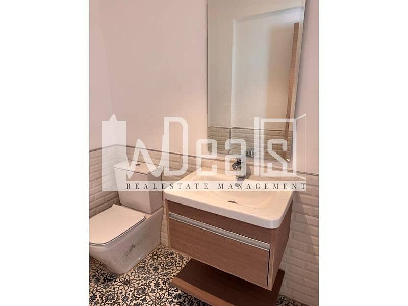 5 WhatsApp Image 2025-11-25 at 18.29. 15 (1). jpeg