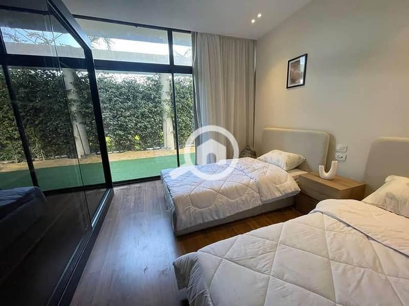 8 pVEaXaIWvmOUN4wDy6WL0ikypKTLYOz1WXkVmOUe. jpeg