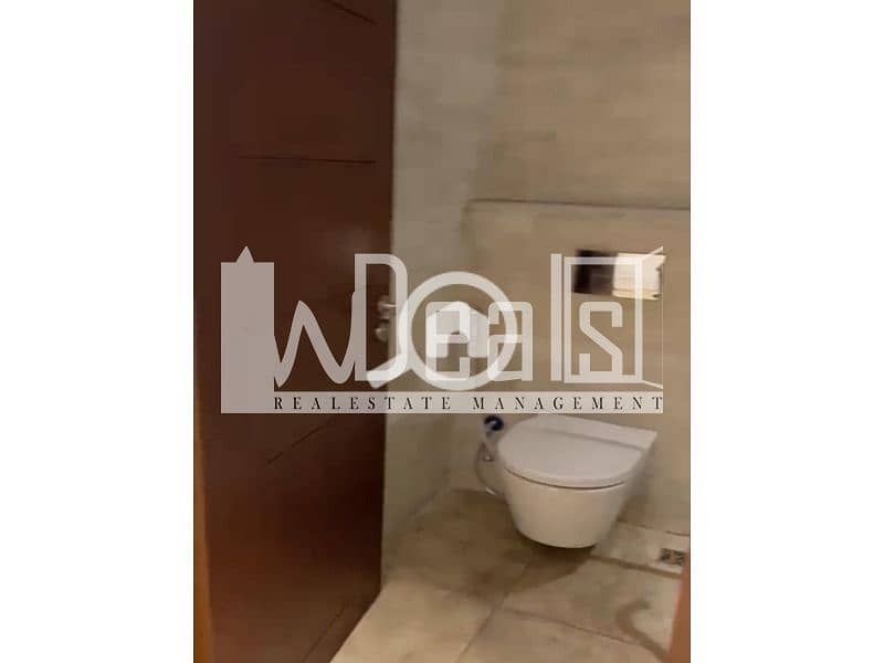 4 WhatsApp Image 2025-11-25 at 20.14. 21. jpeg