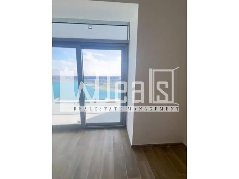 8 WhatsApp Image 2025-11-25 at 20.14. 23. jpeg