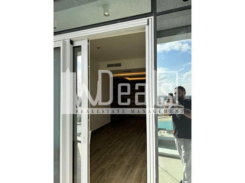 12 WhatsApp Image 2025-11-25 at 20.14. 25. jpeg