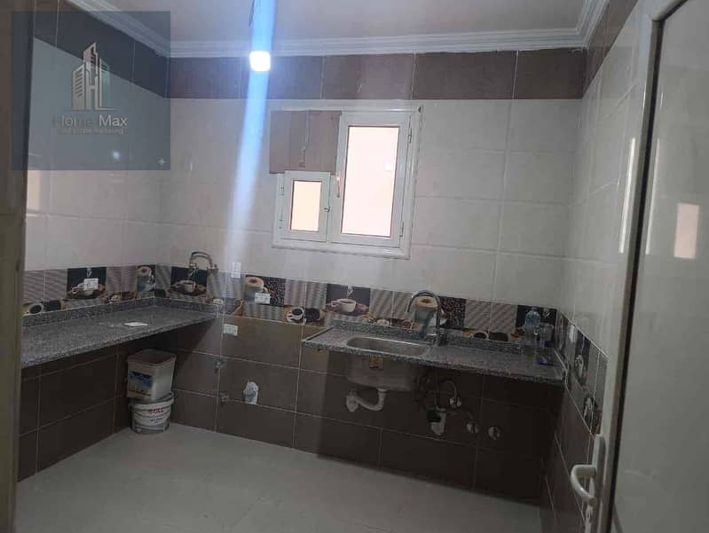 7 7ba3a0bb-9c5c-470a-ad97-ad9108fe3dc8. jpg