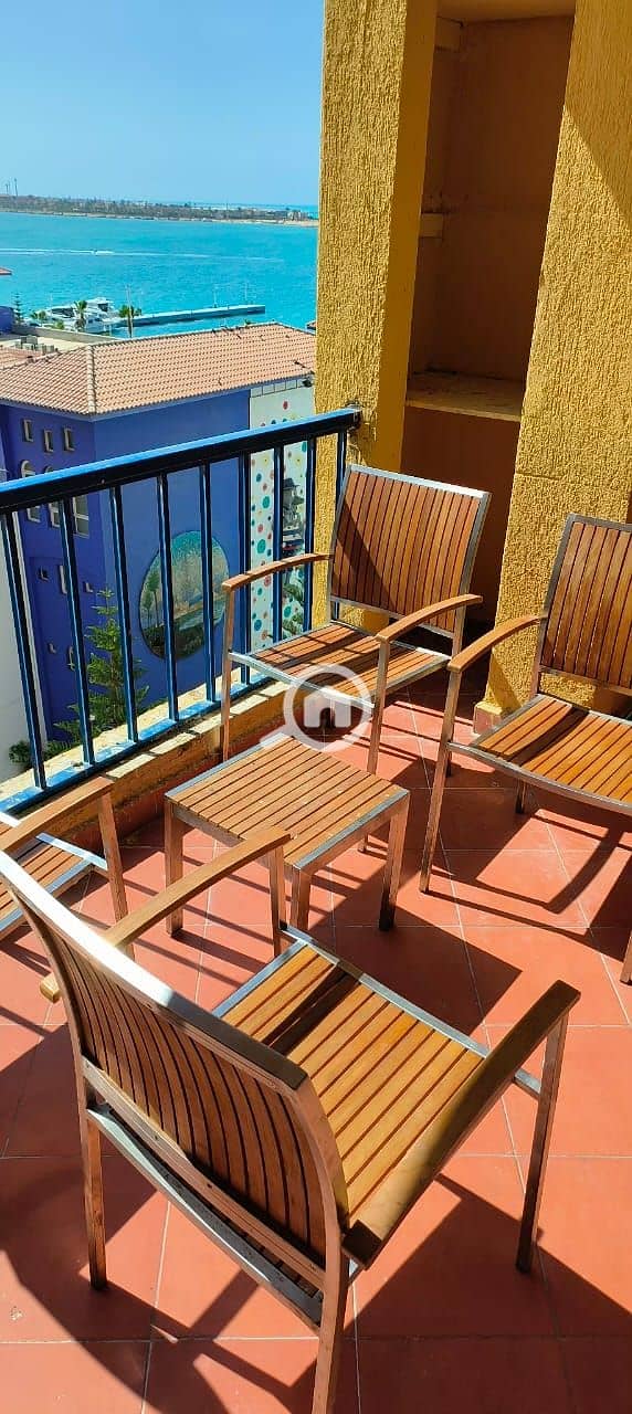 2 fa3badb8-5946-49cd-8227-cc610b0a1914. jpeg