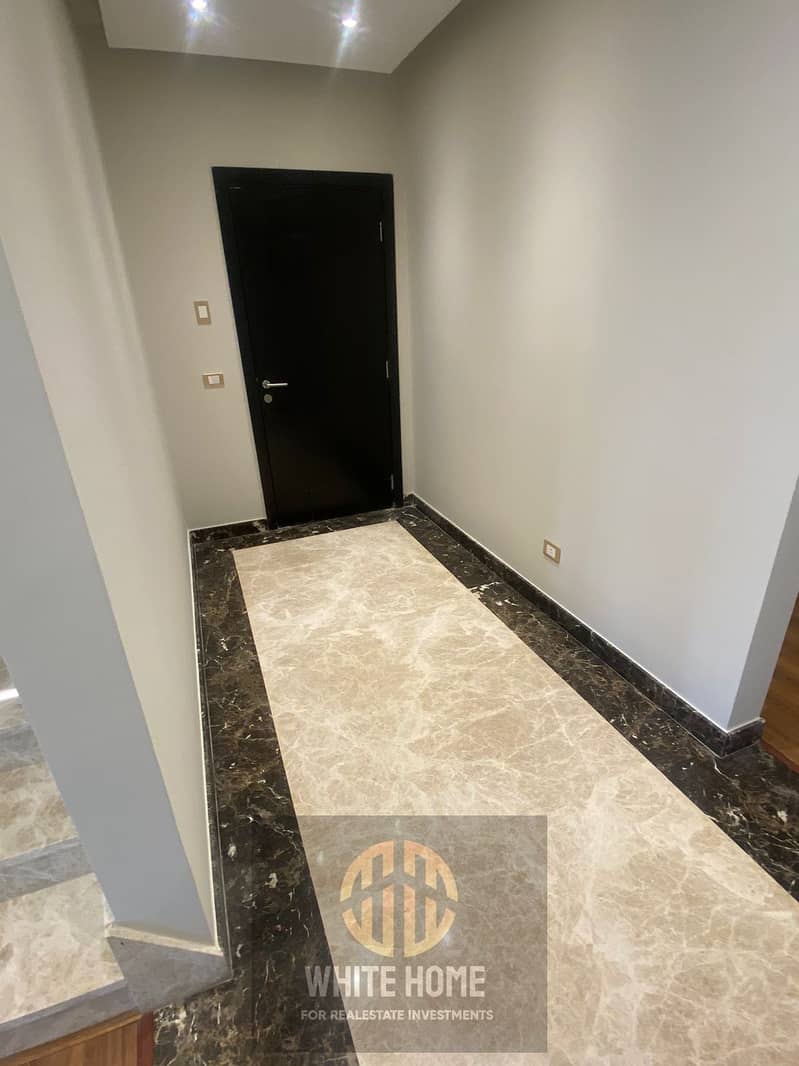 12 5b3f68d7-887d-4245-8338-5170add3f633. jpeg