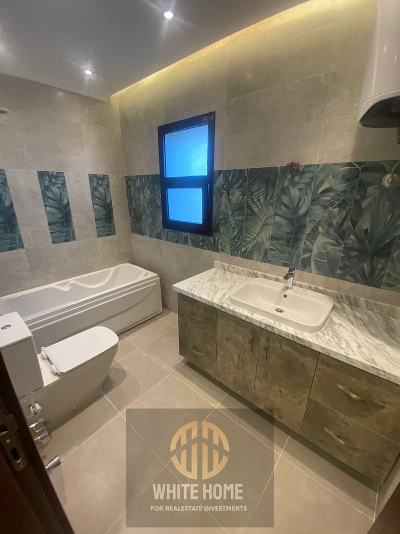 14 50f9f645-de0d-4e85-80cb-c62f5bbb9226. jpeg