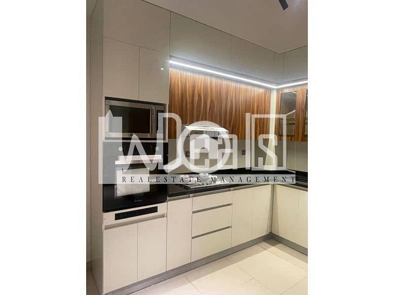 3 WhatsApp Image 2025-11-25 at 20.51. 20. jpeg