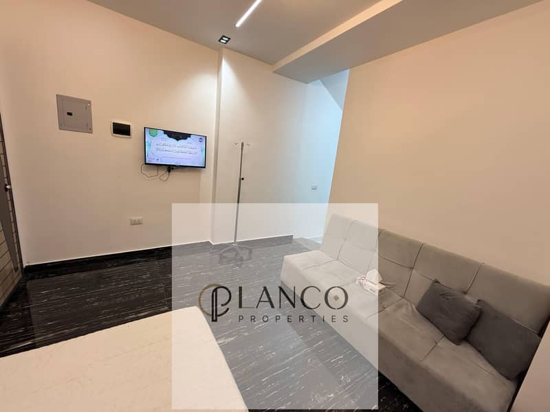 3 WhatsApp Image 2025-11-25 at 12.21. 21 PM (1). jpeg