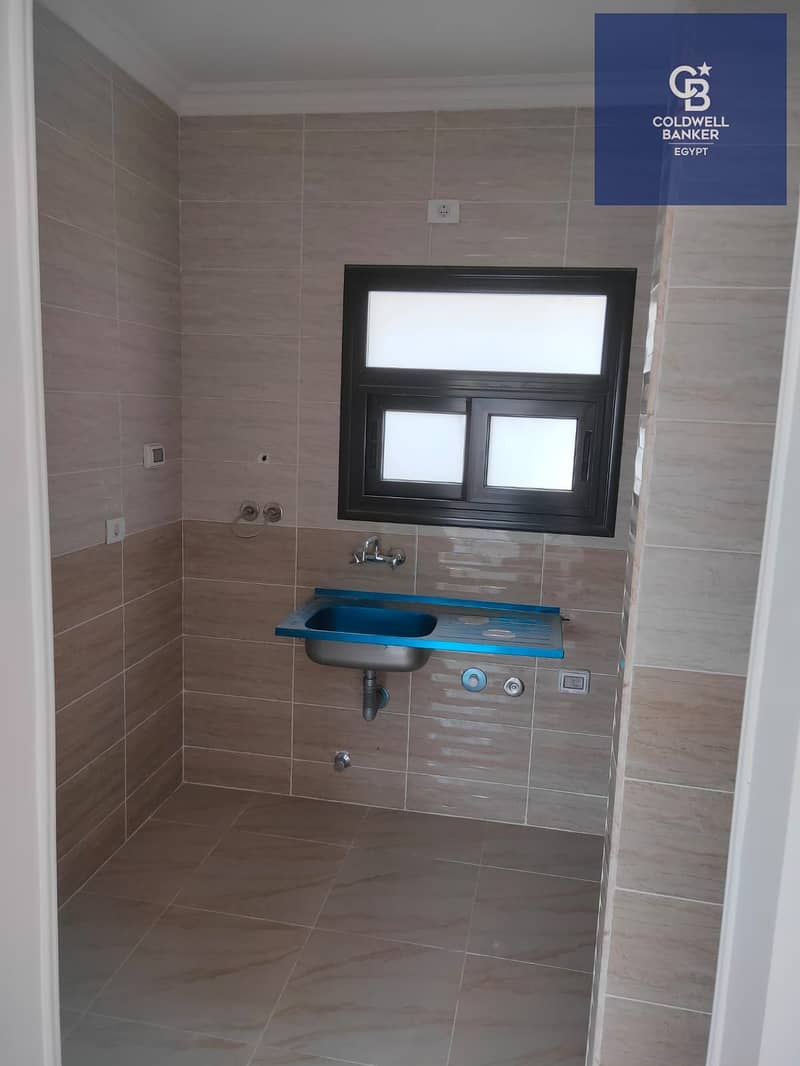 7 542b4d09-1cc6-4600-9ebb-8ff00f527159. jpeg