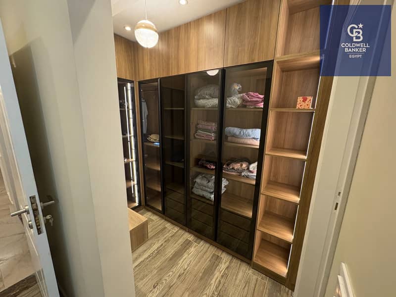 9 65306d08-2b6e-49c2-bf87-cfcee73ae54b. jpeg