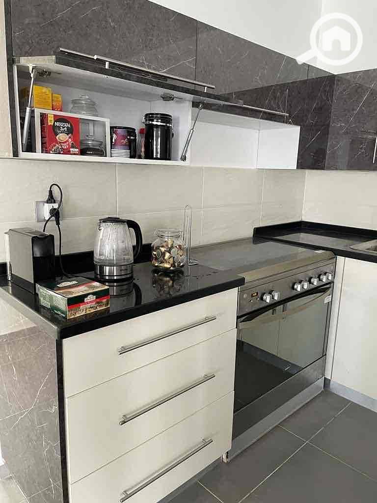 4 b6bd8671-e891-40a9-9708-79250cdea177. jpg