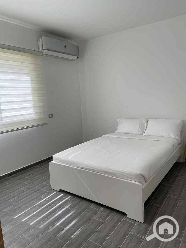 12 2b12bb1e-f7ff-48e6-96a9-3aa8b267ab1f. jpg