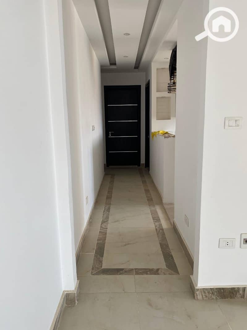 11 c2c501e4-6c67-4799-aba2-02cb7b957cb2. jpg