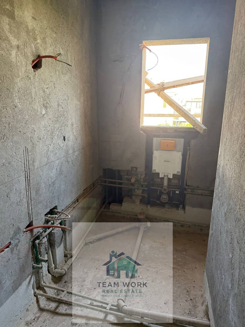 11 WhatsApp Image 2025-11-21 at 4.20. 07 PM (4). jpeg