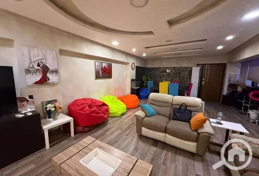 2 38ae0427710c477a97b36709b220366c. jpg