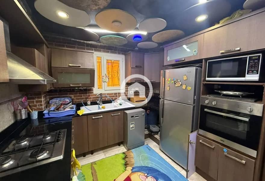 3 70da8a91f2fa4ceca6bd903bcd2fa747. jpg