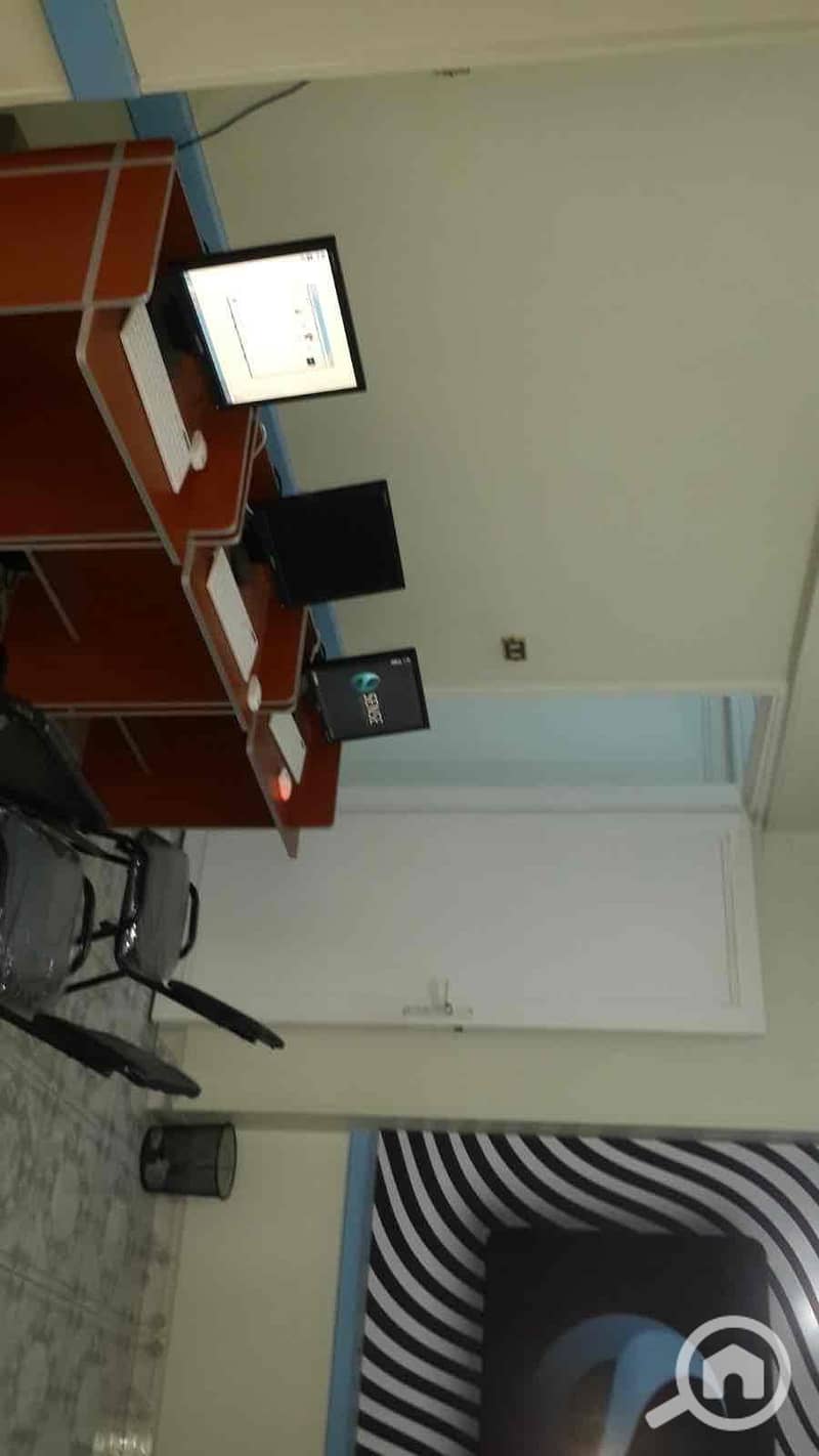 2 f02980bb-8cfd-4c28-9ca7-9caf948e31e2. jpg