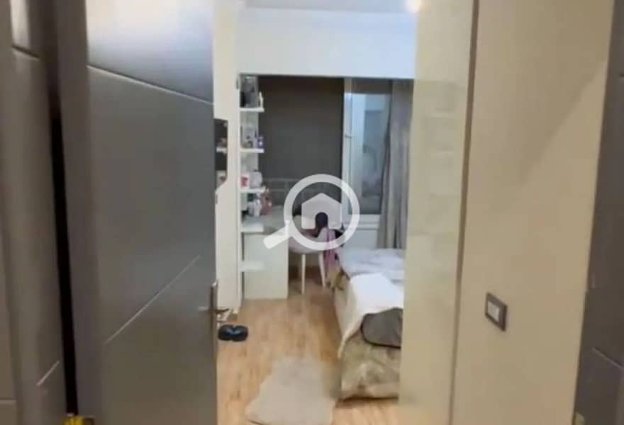 6 4d37e0cfabfb46e680851a714963f42f. jpg