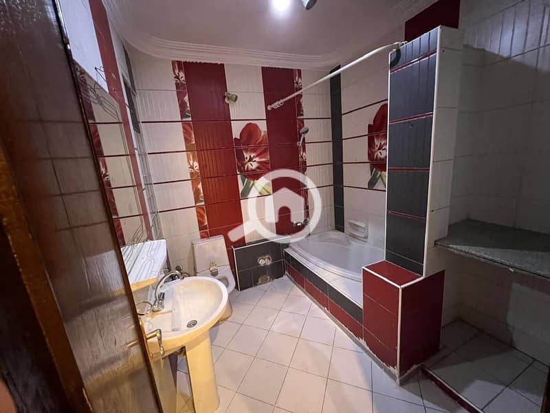 7 7fa8b838-f637-4648-97f9-5f793a2316cf. jpeg