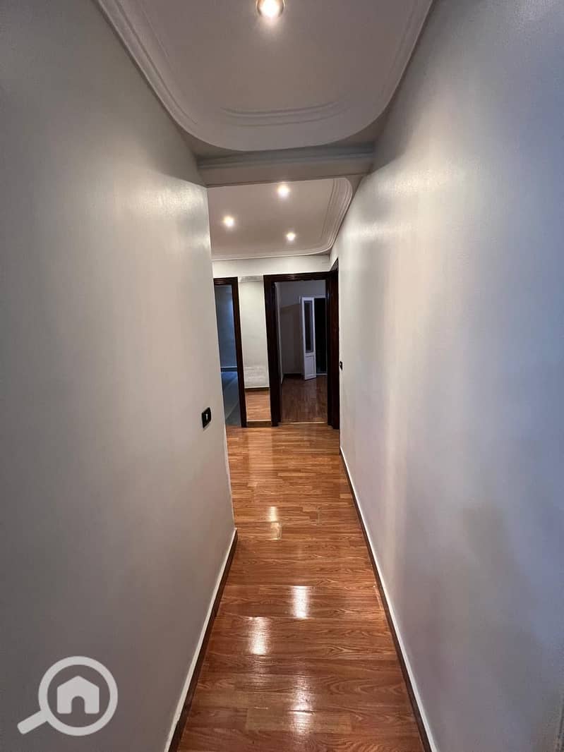 10 81ddc8e4-5bde-4d3e-b71a-153079c16e07. jpeg