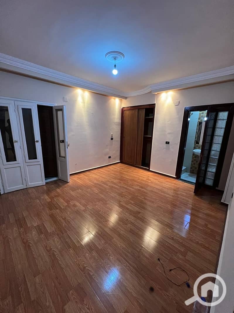 11 7ecfa302-4c54-4b91-8dab-680b2e9f4580. jpeg