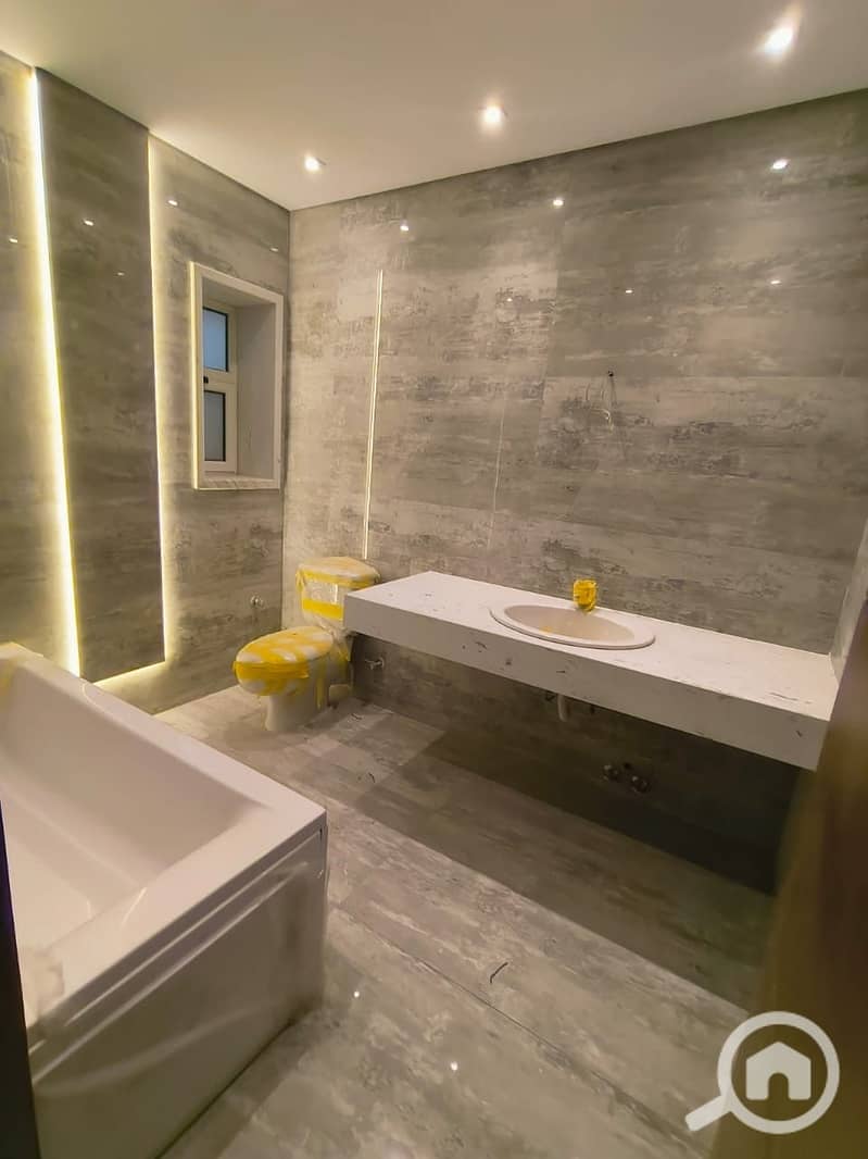 10 adbb103f-4e60-4ae6-9549-6ab3082f2b9f. jpeg