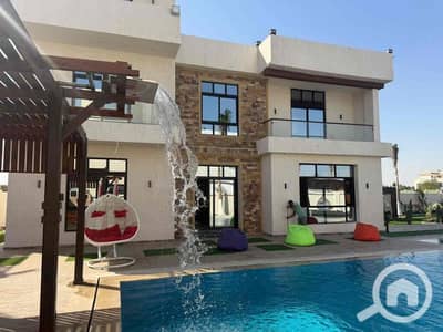 6 Bedroom Villa for Sale in 6th of October, Giza - 6d4f9247-d6e1-4b7a-8112-3ee4c39606cb. jpg